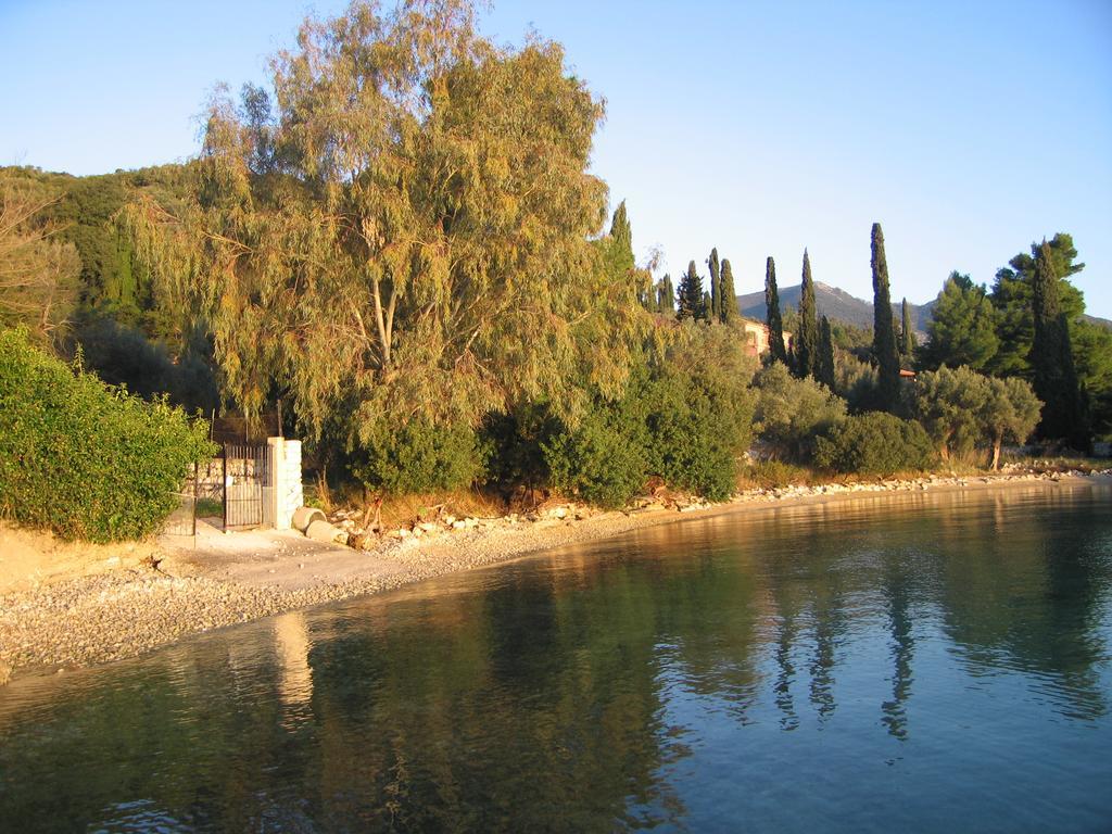 הוילה Yénion Korakias Seaview מראה חיצוני תמונה
